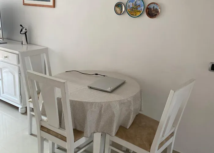 1 Linea, 2 Bedrooms Duplex, Sea View, 50 M From Beach